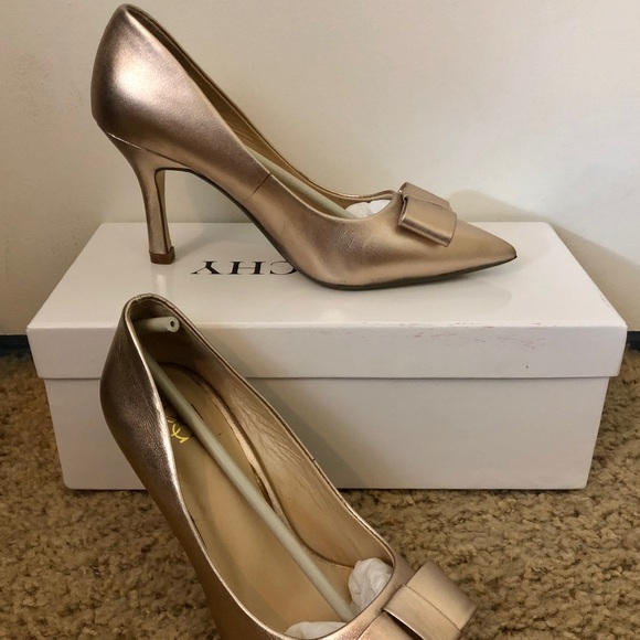 Ann Taylor Shoes - NEW Ann Taylor pointed toe pumps